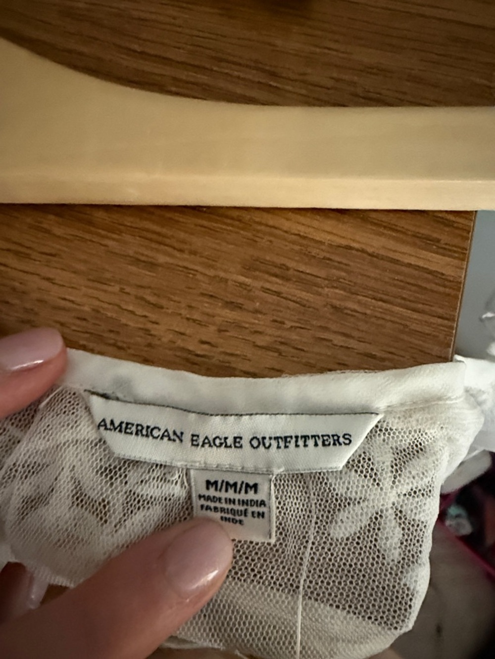 American Eagle Outfitters White Lace Embroidered Cami - Picture 2 of 4